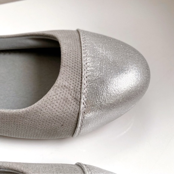 🍂 FESTIVE GREY SILVER TRIM ROUND TOE FLATS! - Picture 11 of 14
